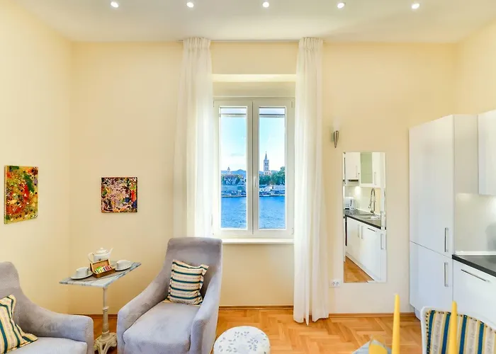 Noble Elegance Studio * זאדאר